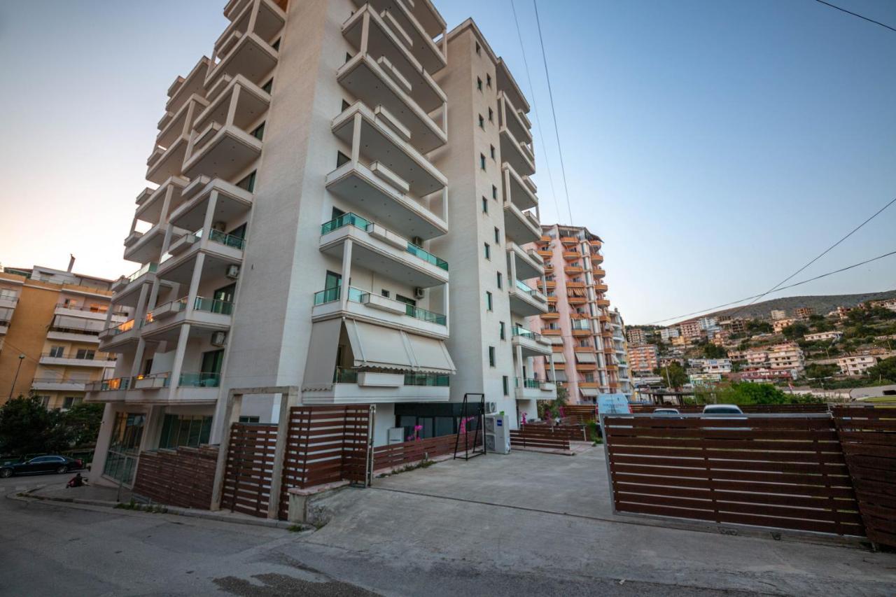 Mamma'S Apartments Sarandë Esterno foto