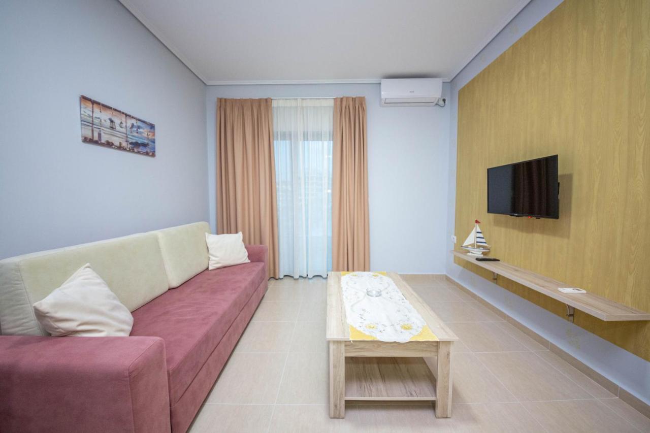 Mamma'S Apartments Sarandë Esterno foto